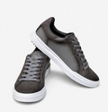 Tenis de elefante gris
